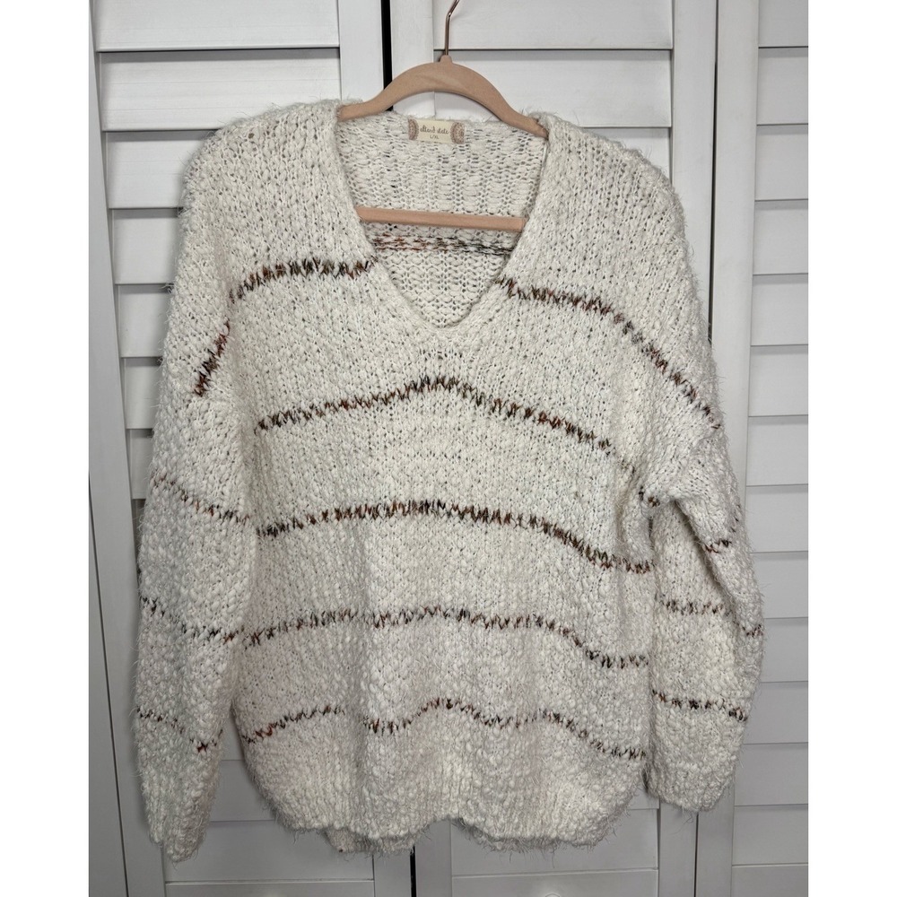 Altar'd State Chunky Knit V-Neck Cozy Cream Sweater Women's Size L/XL